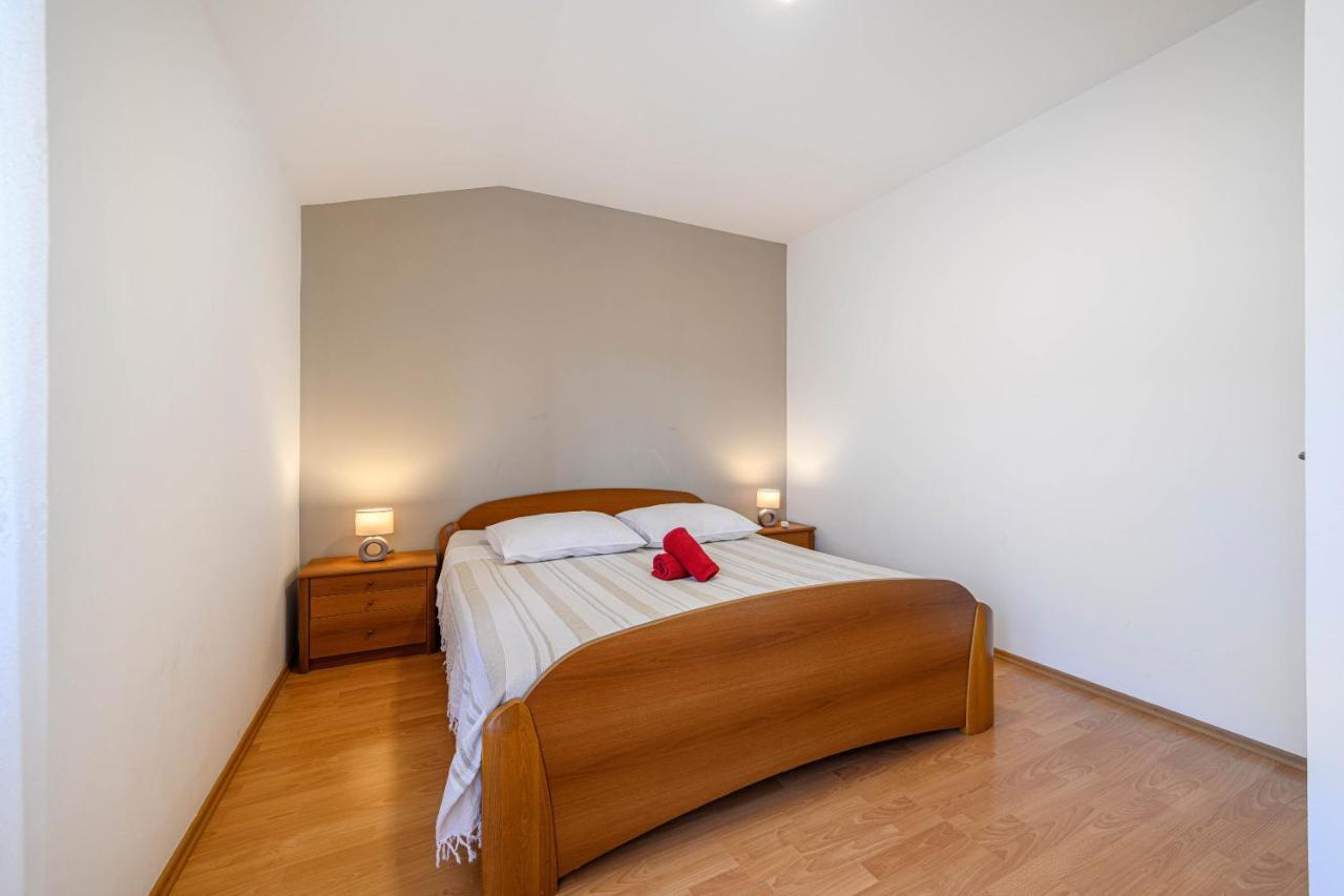 Apartman Maslina Šibenik Exterior foto