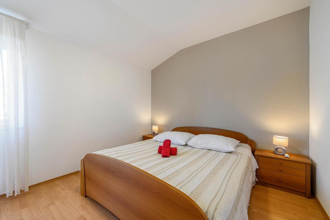 Apartman Maslina Šibenik Exterior foto